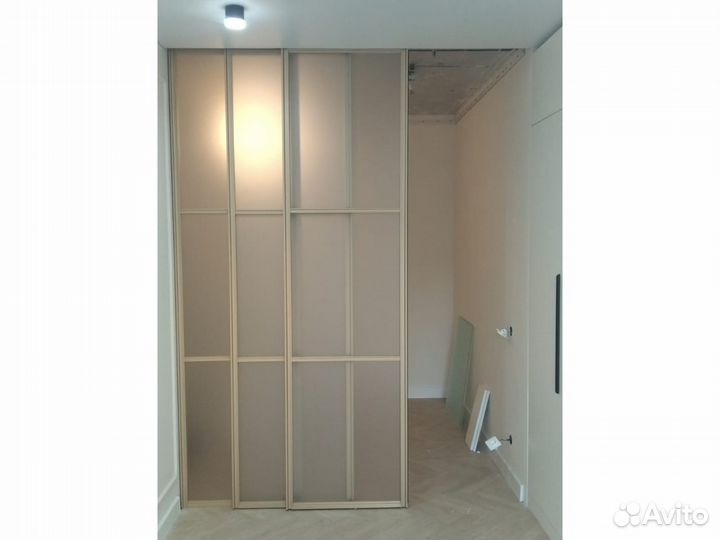 Раздвижная перегородка для зонирования