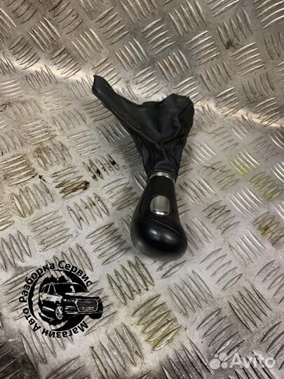 Ручка кпп audi Q7 4L 2007 г