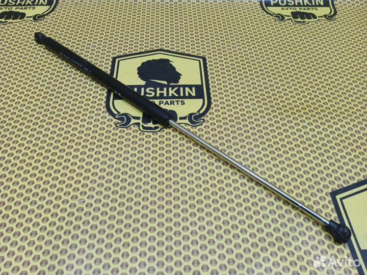 Амортизатор капота Renault Logan L8 K7M 812 2014