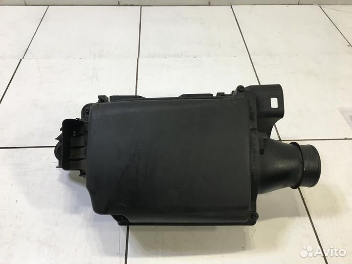 Корпус воздушного фильтра Infiniti Q50 V37