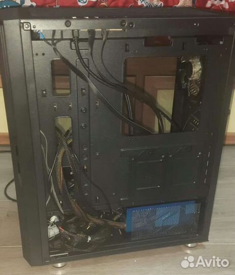 Корпус + сжо + бп 880w