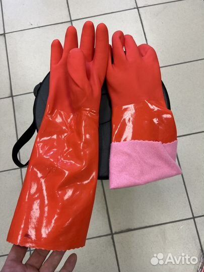 Перчатки резиновые тёплые 40 см