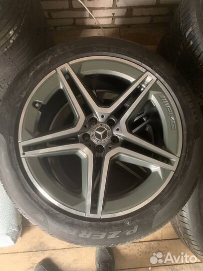 R21 Pirelli P Zero 275/45, PCD 5x112 DIA 66.6
