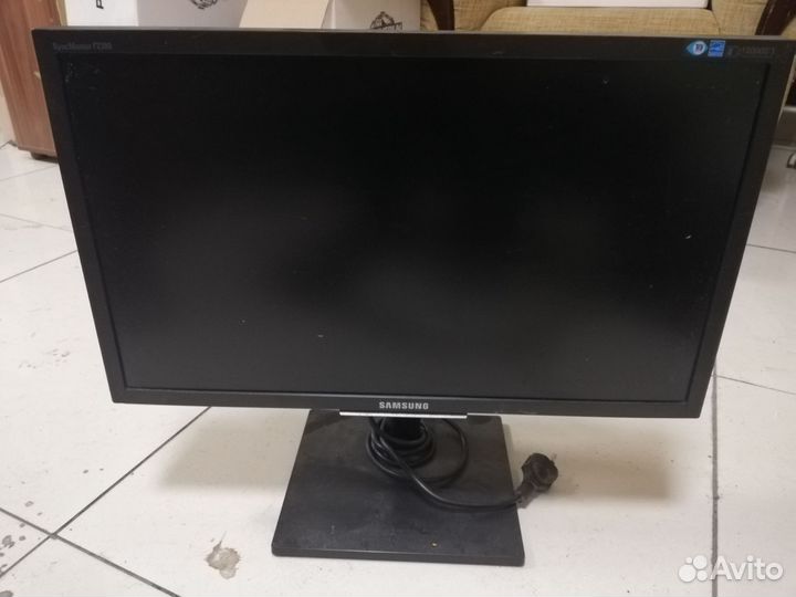 Монитор Samsung SyncMaster F2380, экран 23
