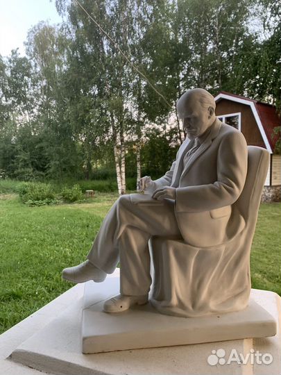 Бюст ленина лфз