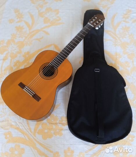 Классическая гитара Ямаха С40 (Yamaha C40) + чехол