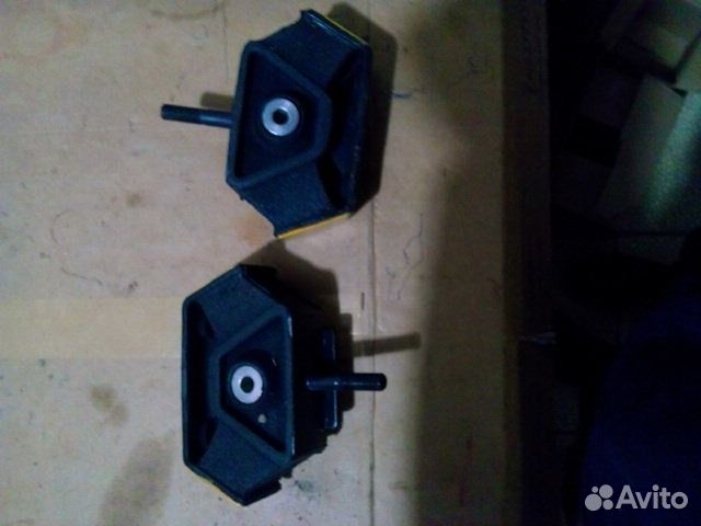 Подушки двигателя на Mercedes W463