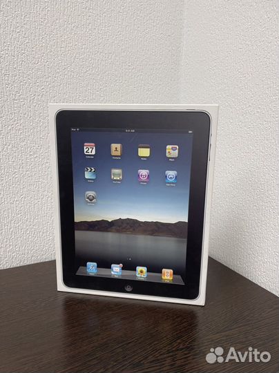 iPad первого поколения. Коробка и пакет