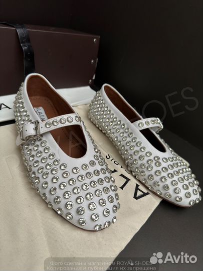 Балетки Alaia со стразами