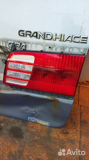 Дверь 5-я Toyota Grand Hiace KCH16 1KZ-TE 2001