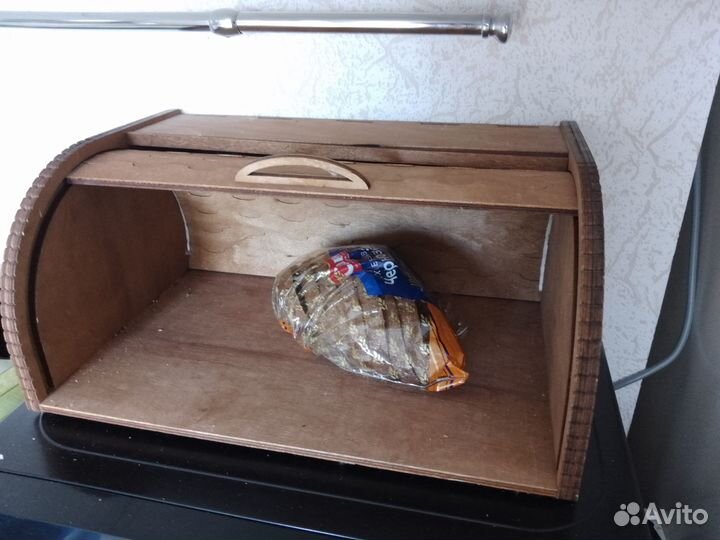 Хлебница деревянная новая