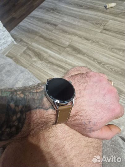 Часы Смарт-часы huawei Watch 3