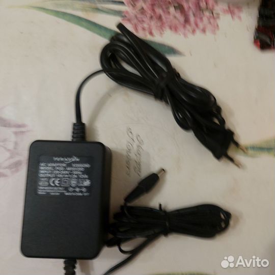 Блок питания 10В 1.2А