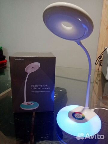 LED Лампа настольная с меняющейся подсветкой