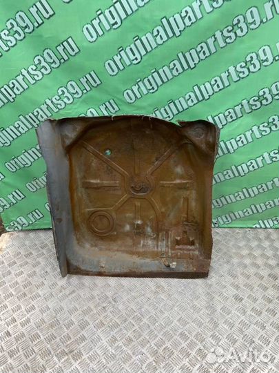 Корыто запаски Mercedes-Benz W124 M111 2.2 1992