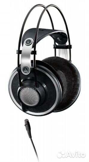 AKG K701