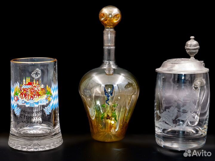 Две пивные кружки и оригинальный графин с чёртиком