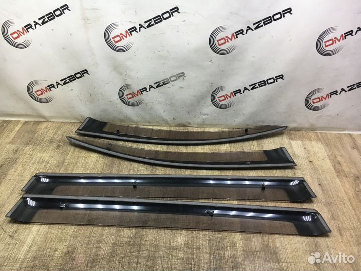 Ветровики комплект Toyota Isis I рестайлинг (2009—