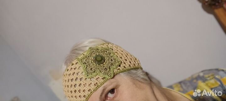 Повязка на голову вязаная