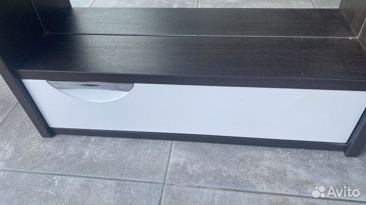 Полка в ванную с зеркалом бу