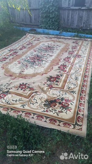 Ковер бу шерстяной