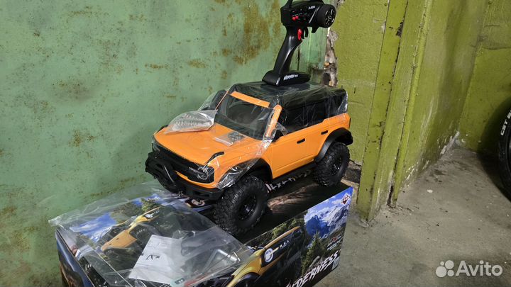 Huangbo r1001 (копия traxxas TRX-4)