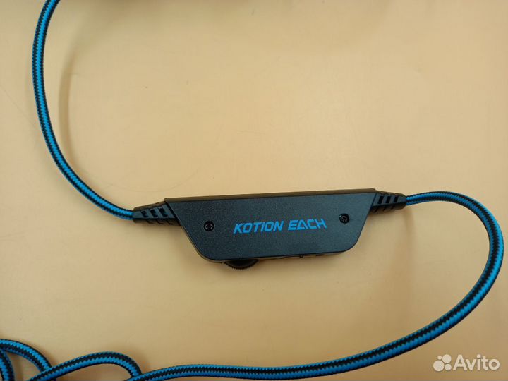 835898 Игровые наушники с микрофоном