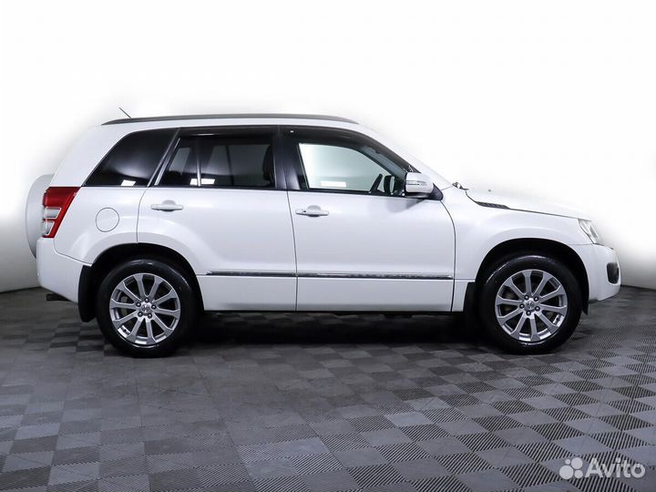 Suzuki Grand Vitara 2.4 AT, 2014, 55 860 км