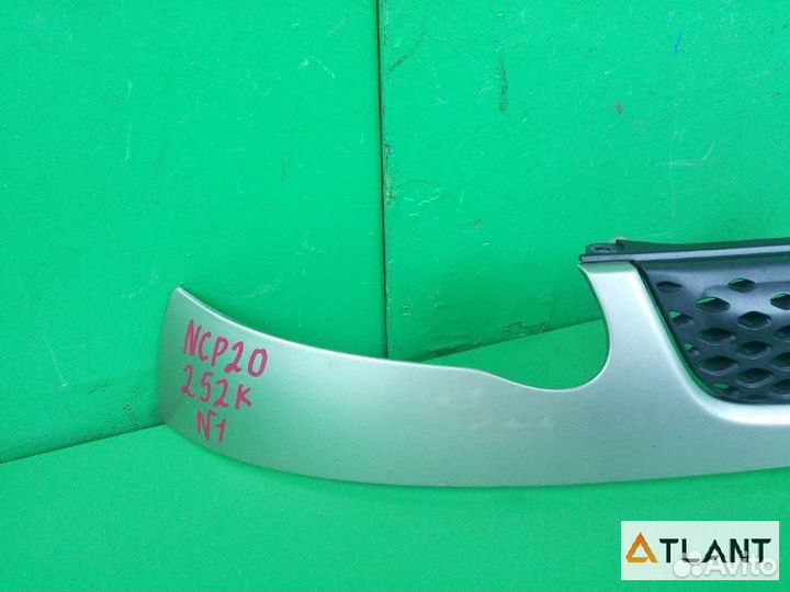 Планка под фары toyota funcargo