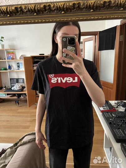 Футболка Levis новая с биркой
