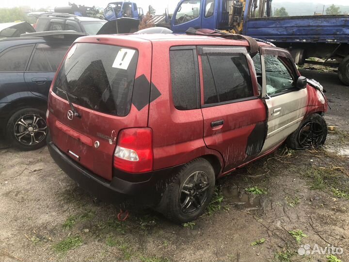 Мазда Демио 2000г в разбор