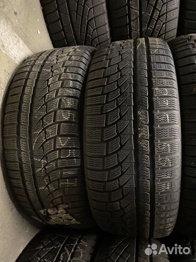 Nokian Tyres WR A4 235/55 R17