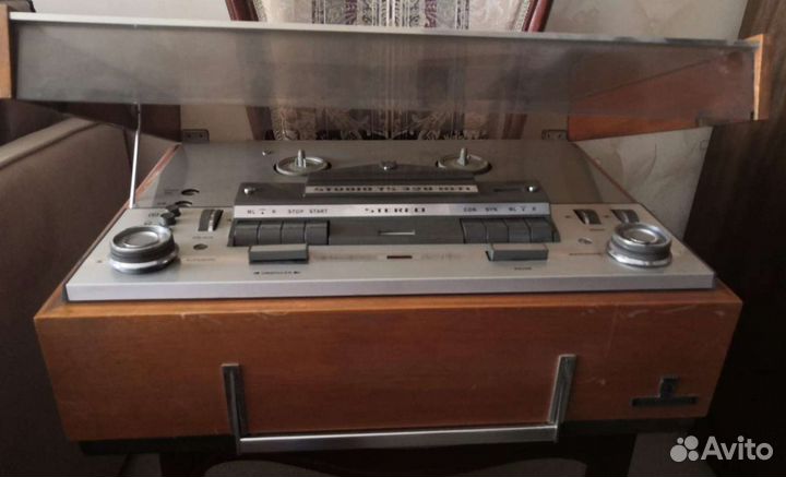 Катушечный магнитофон Telefunken Германия Grundig