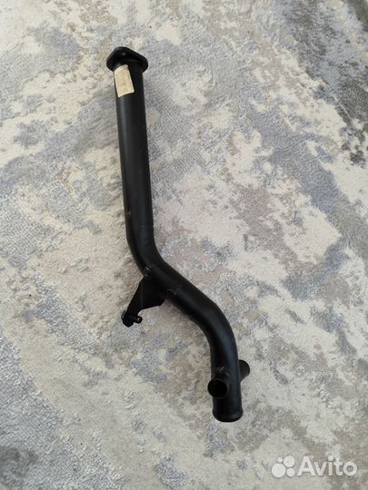 Трубка водяного насоса