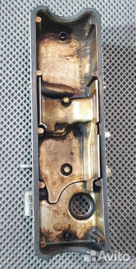 Крышка клапанная ваз 1,6 8кл. Внутренняя резьба