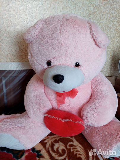 Плюшевый медведь