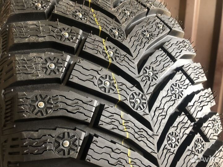 Michelin X-Ice North 4 205/55 R16 94T