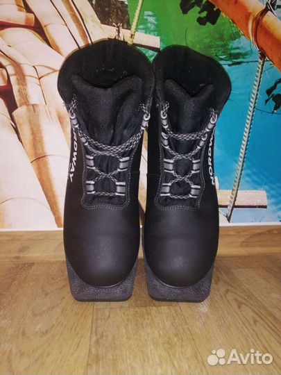 Лыжные ботинки nordway