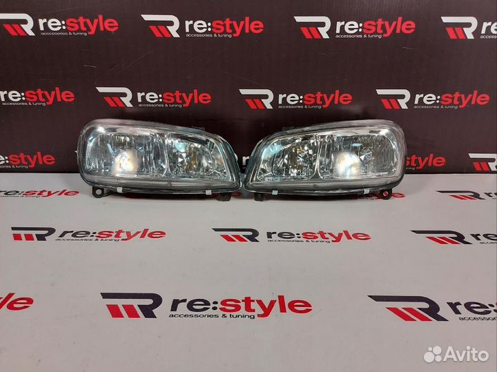 Фары Toyota RAV4 (XA10) 1997-2000 Светлые N1910