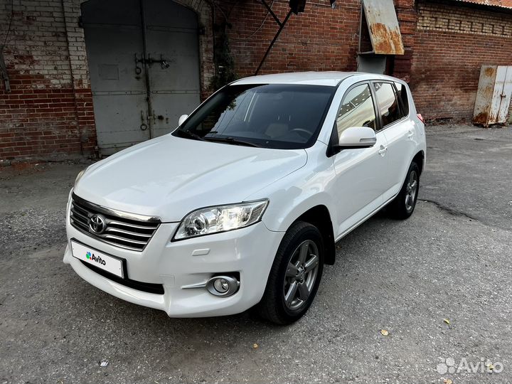 Toyota RAV4, 2012