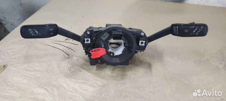 Подрулевой блок с переключателями vag