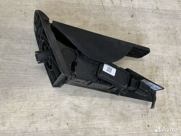 Volvo xc90 педаль газа 31489764