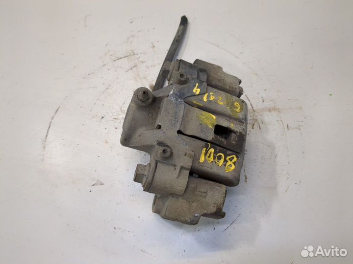 Суппорт Toyota Land Cruiser (100) , 1999