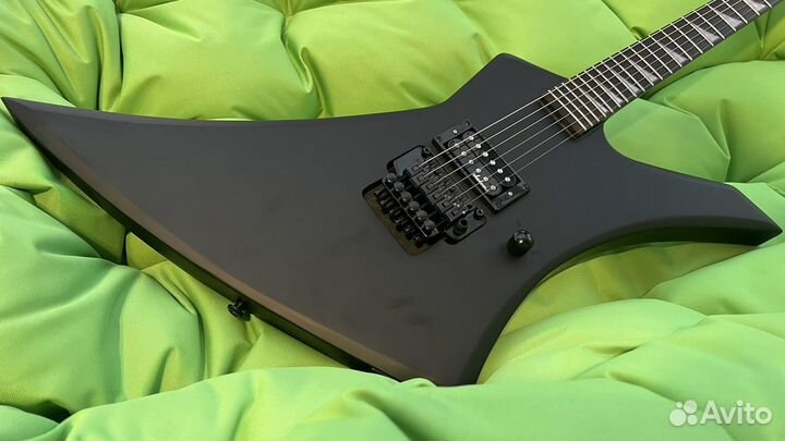 Jackson Pro Series Kelly Black Satin - новая