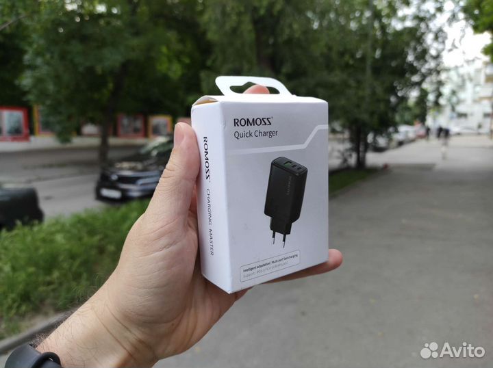 Зарядное устройство romoss Quick Charger 65W Black
