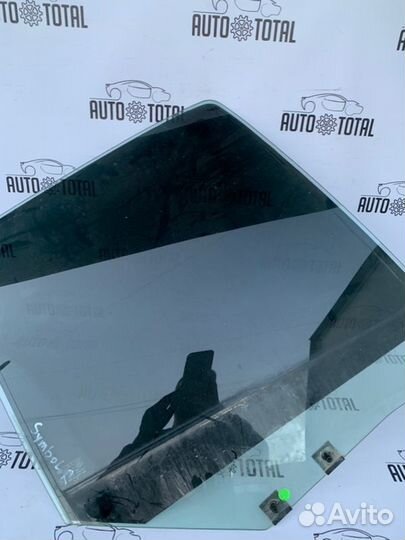 Стекло двери заднее правое Renault Symbol K7JA700