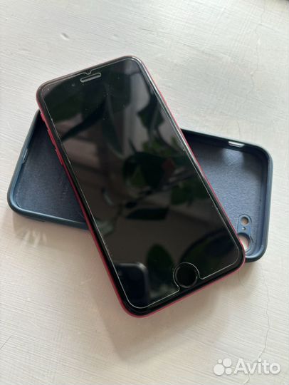 iPhone SE (2020), 128 ГБ