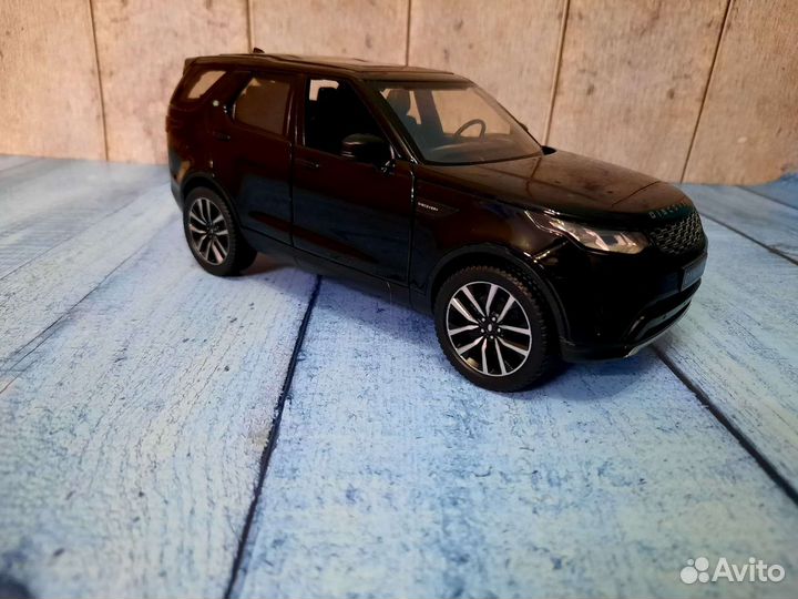 Машинки металлические Bburago, Maisto 1/24