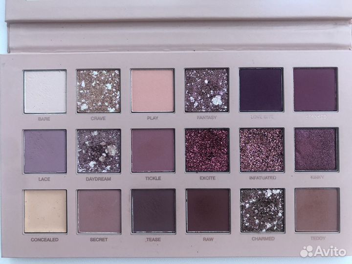 Оригинал Палетка теней Huda beauty New Nude б/у