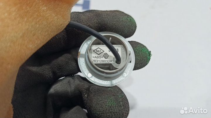 Микрофон Renault Logan 2 283128032R